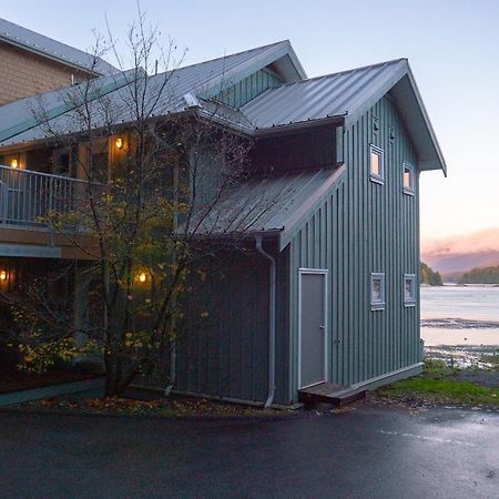 Waterfront View Of The Inlet, Short Walk To Town Apartment Tofino Ngoại thất bức ảnh