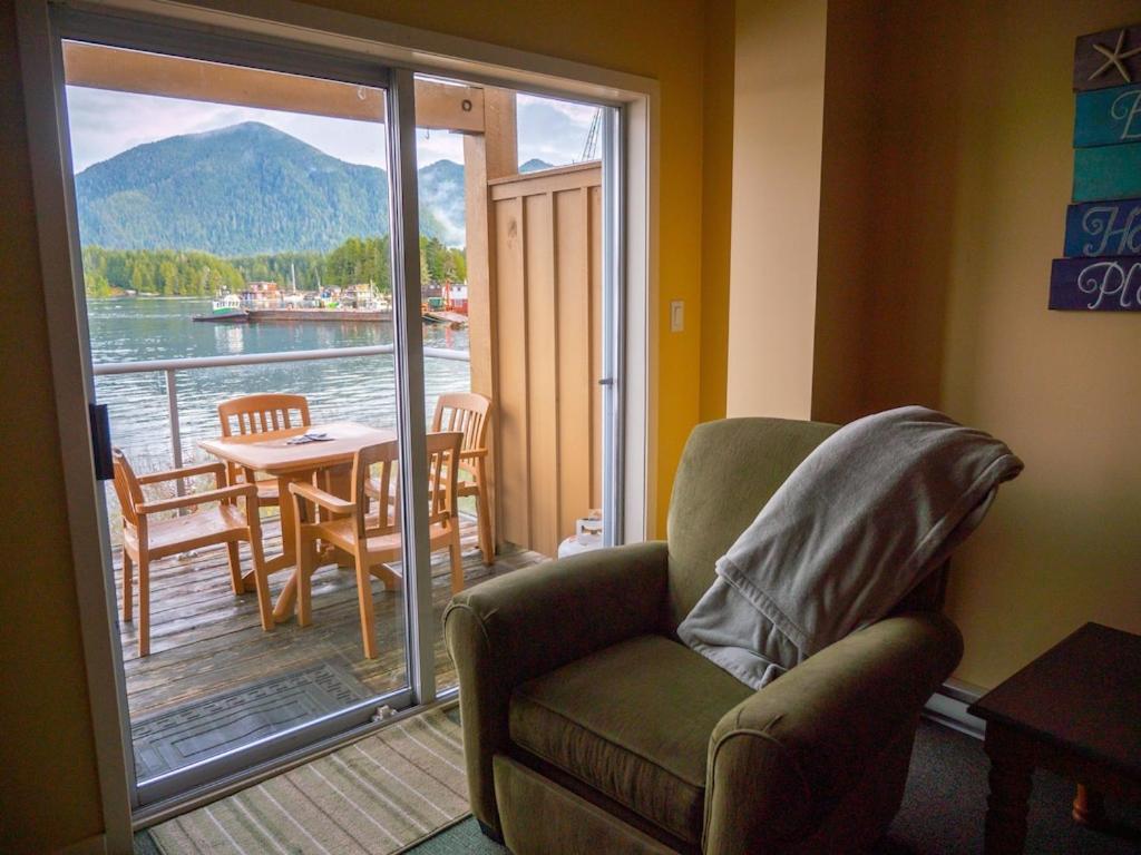 Waterfront View Of The Inlet, Short Walk To Town Apartment Tofino Ngoại thất bức ảnh